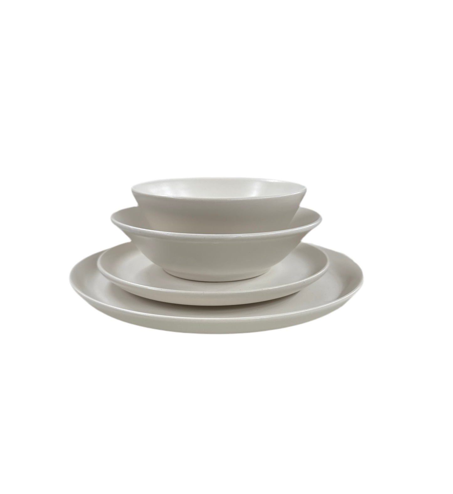 White ceramic set of 16 pieces