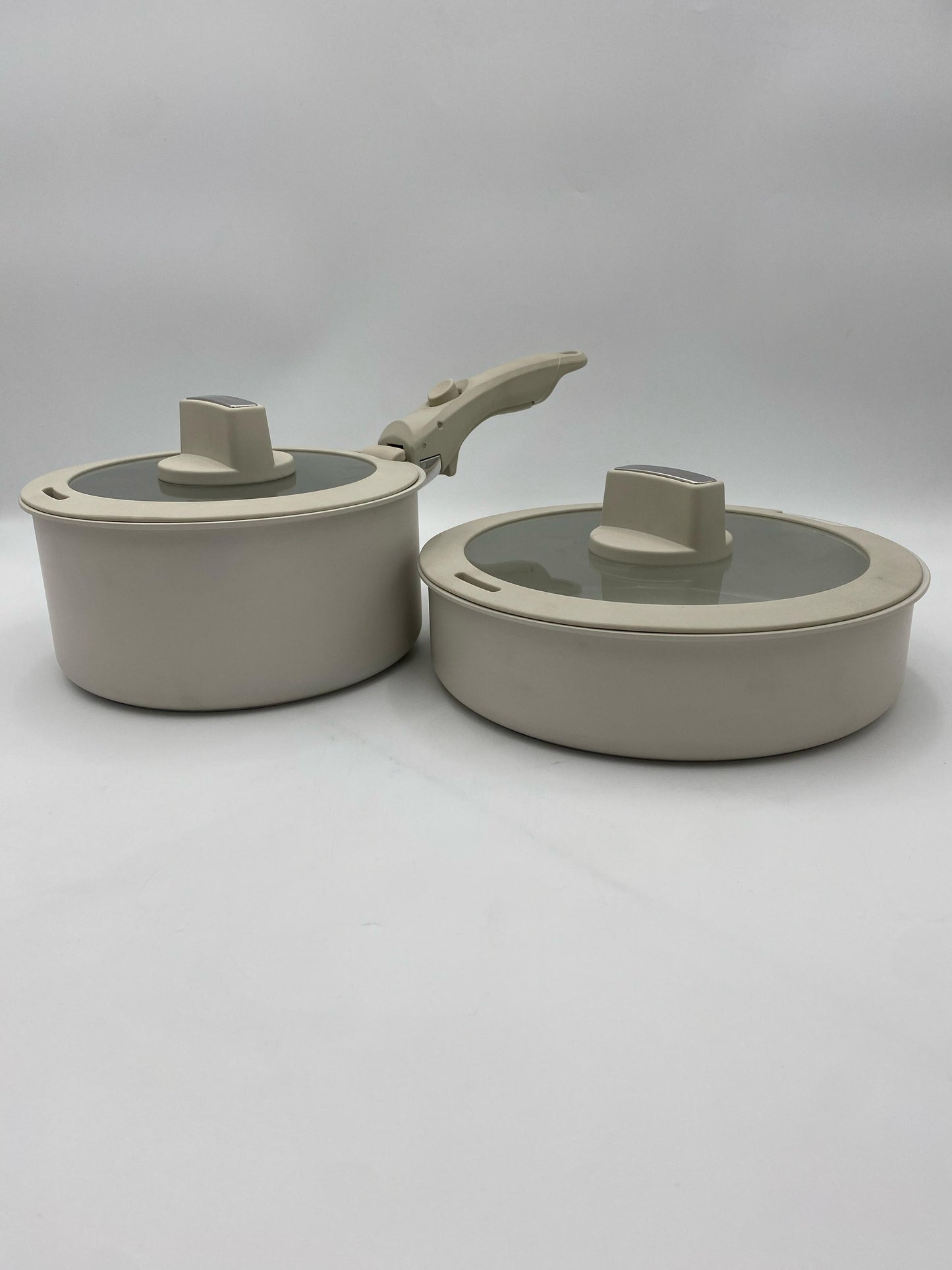 Acar Casserole Set with Frying Pan and Handle
