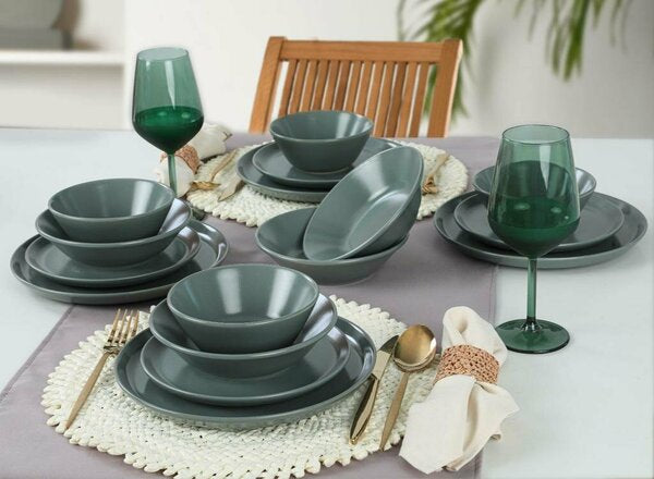 Green Dinner set of 16 pieces