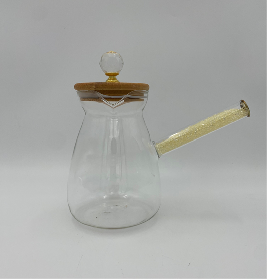 Glass coffee pot with wood lid