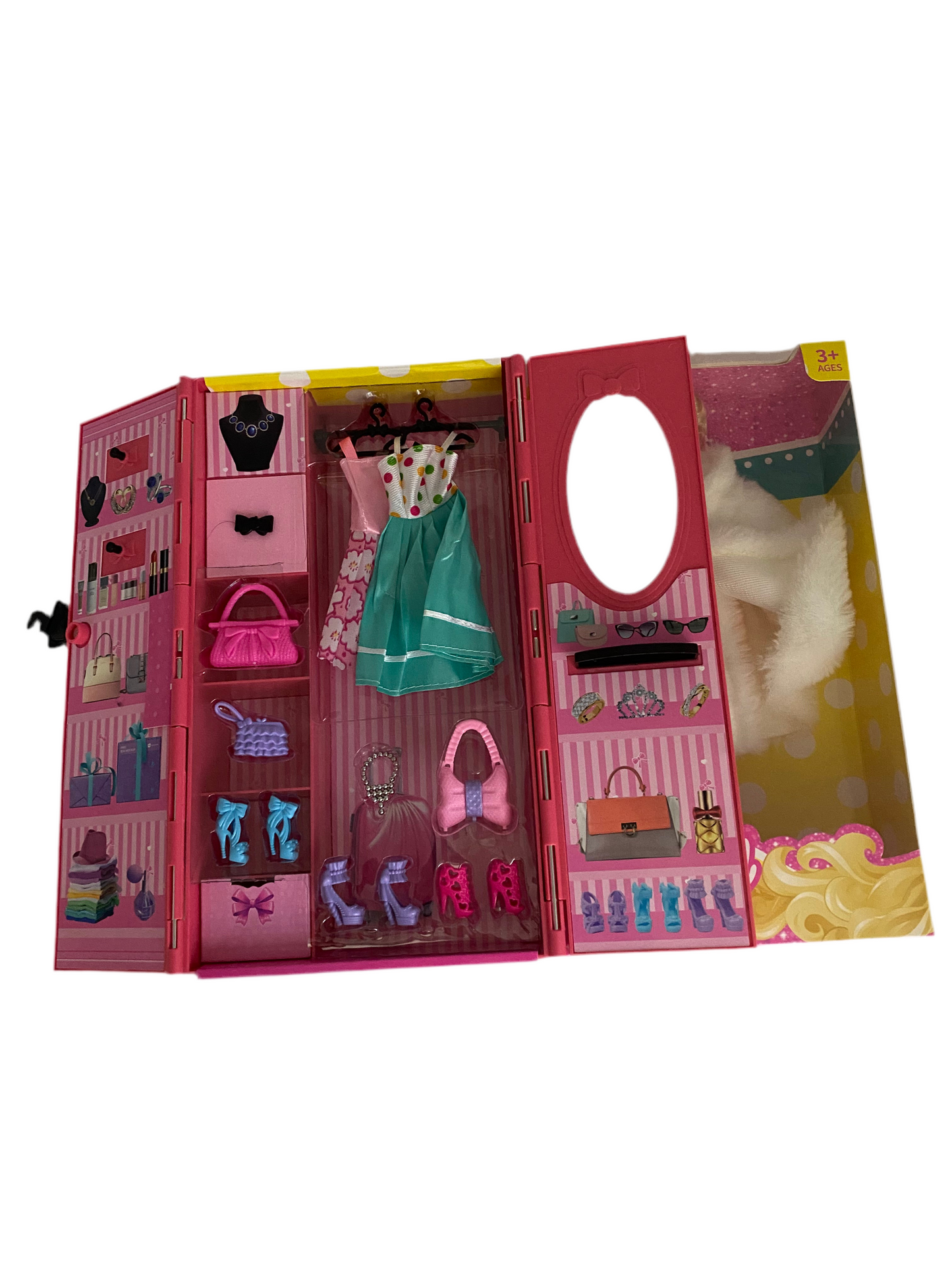 Daisy Doll Wardrobe 19 pcs