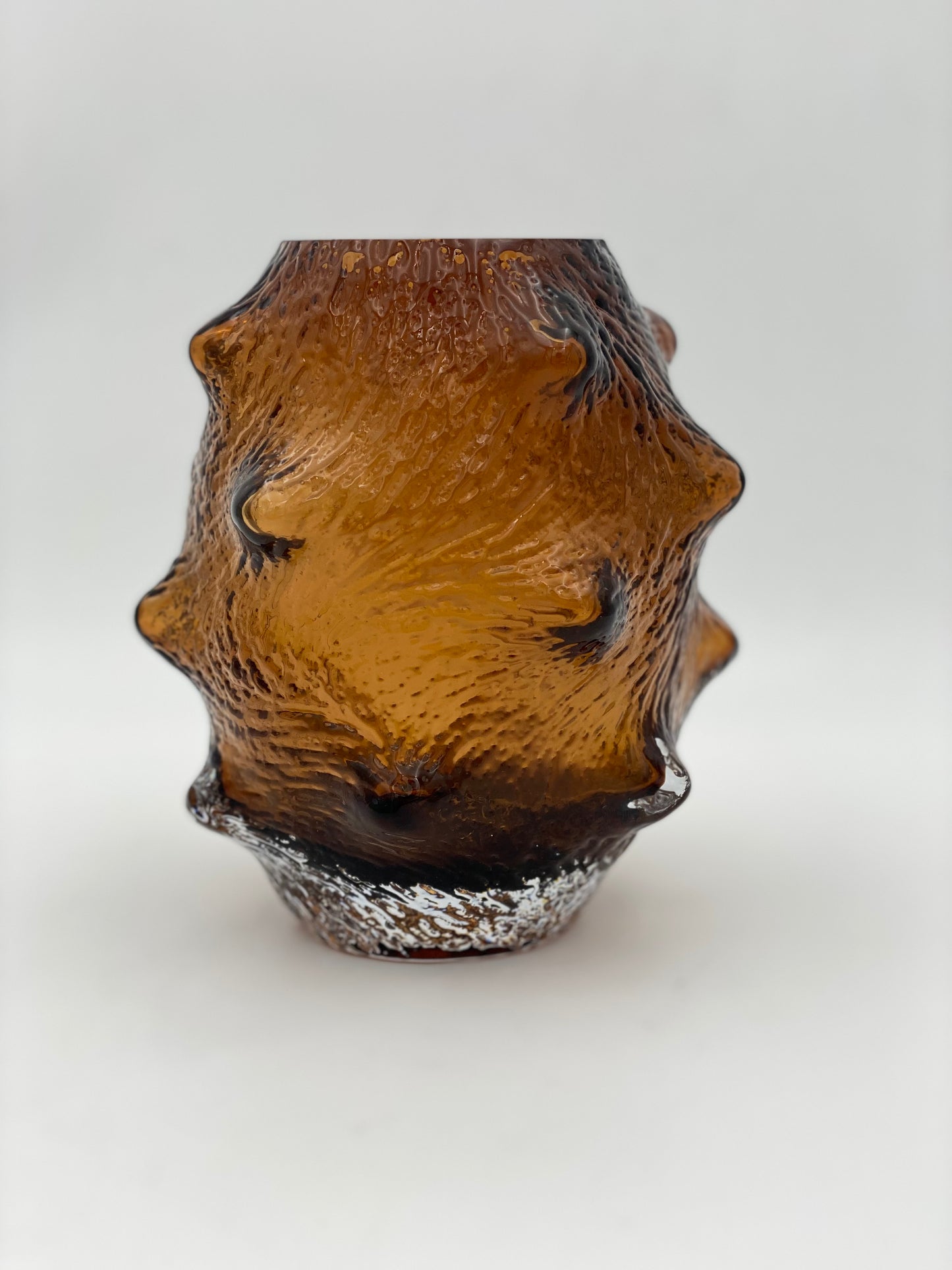 Glass vase