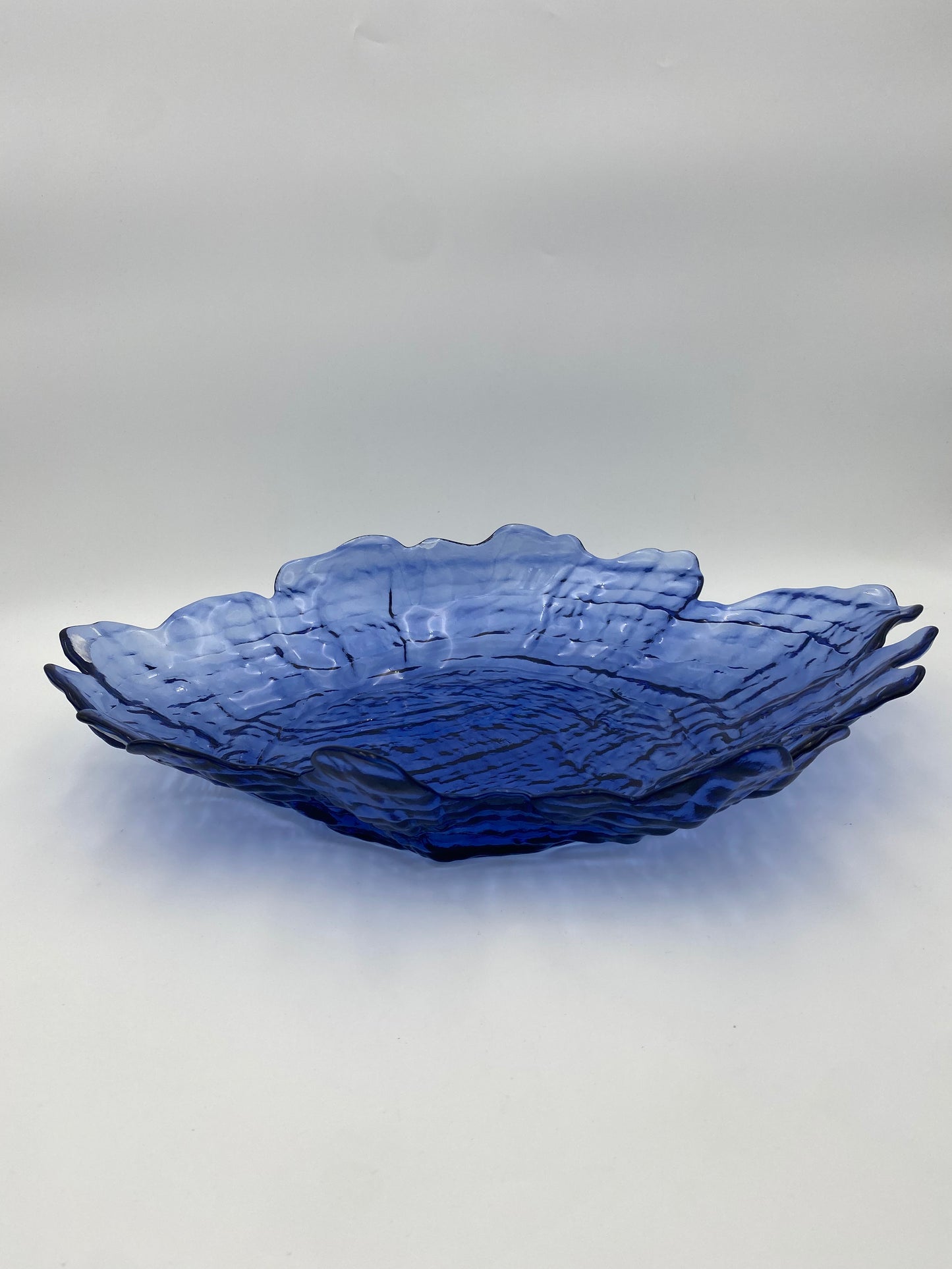 Glass bowl