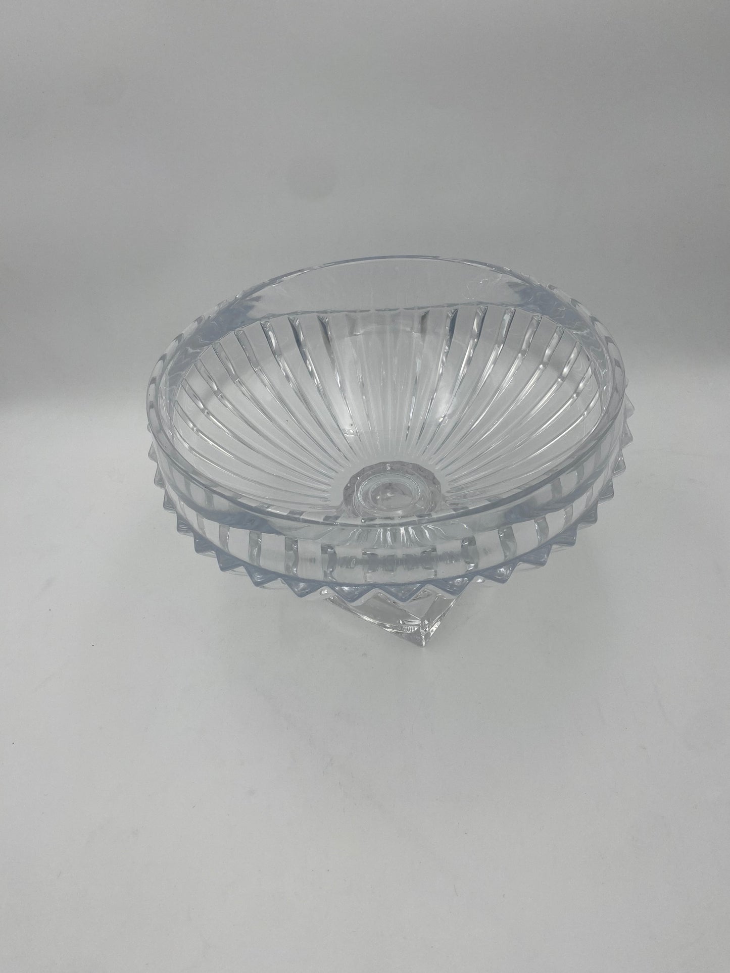 Glass bowl