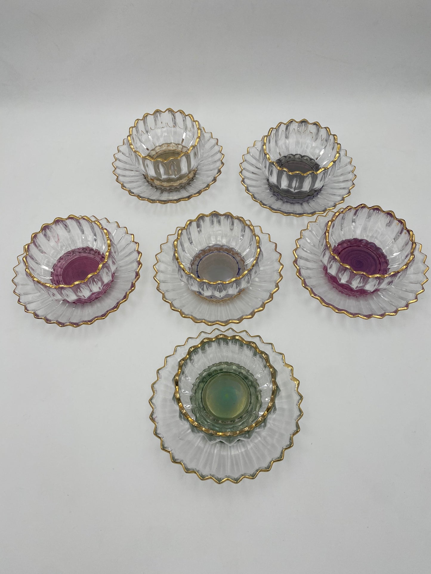 Glass bowl