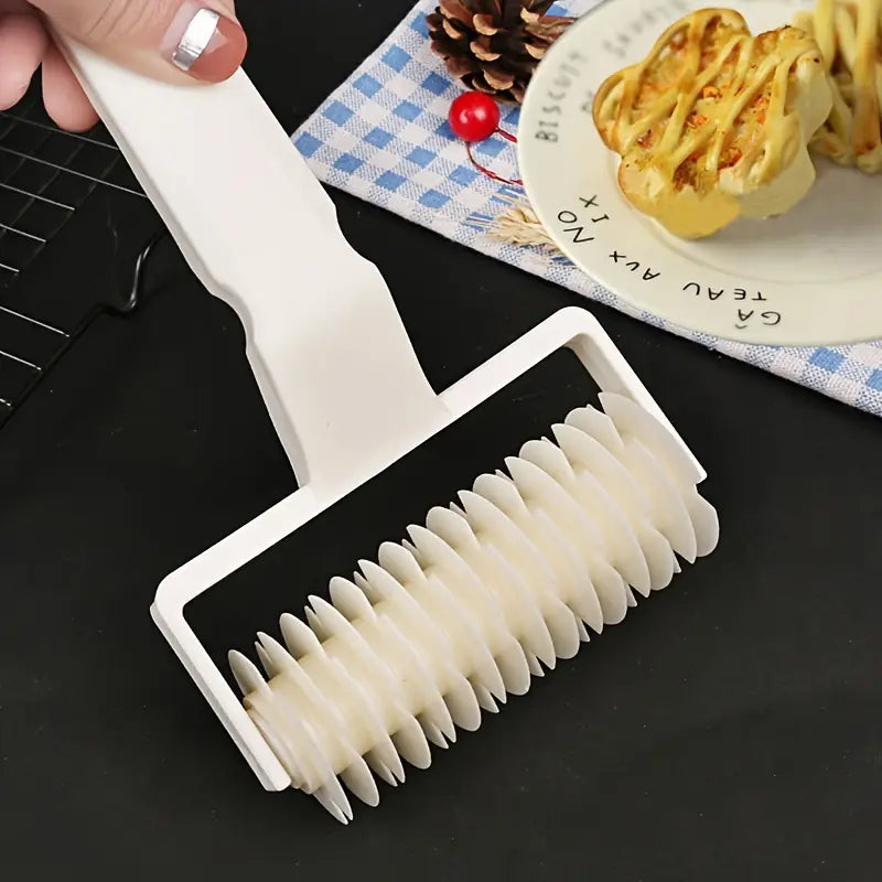 Pastry Cutting Knife