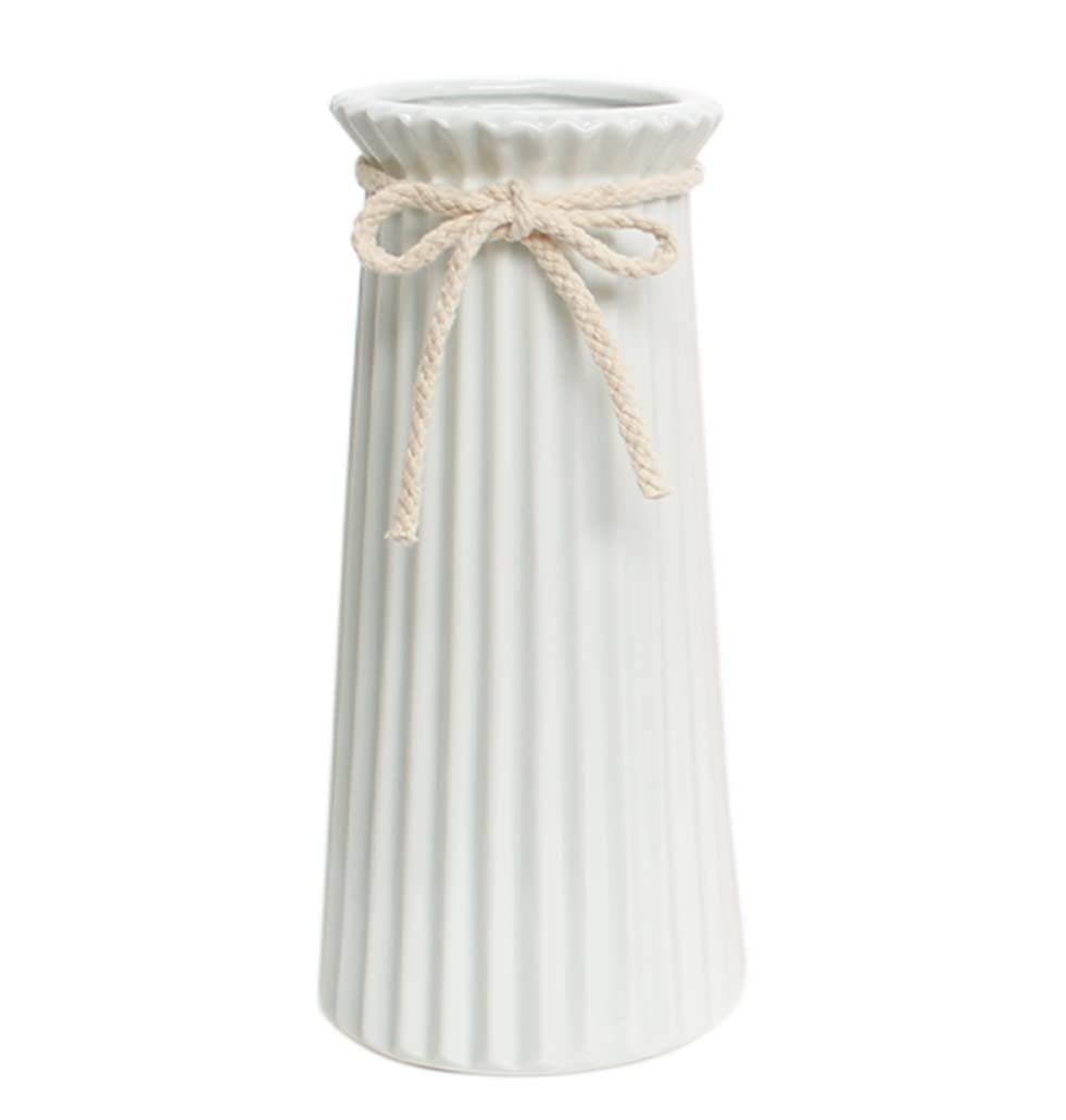 White Cermaic Ribbed Vase