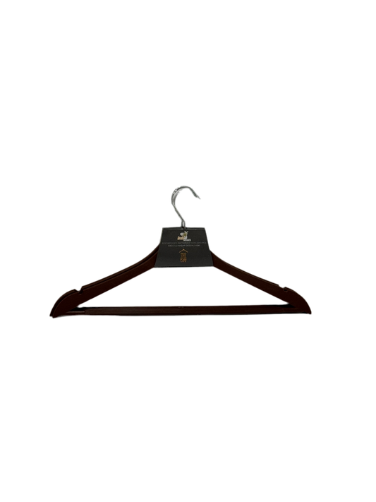 Set of 3 wooden hangers
