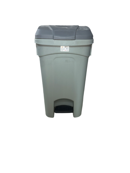 60-liter pedal waste bin with wheels