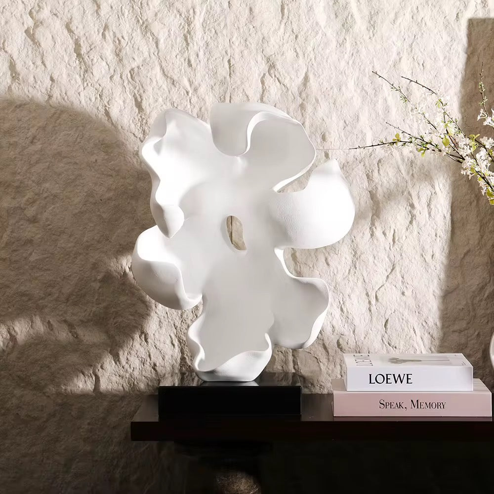 Flower White Decoration with Black base
