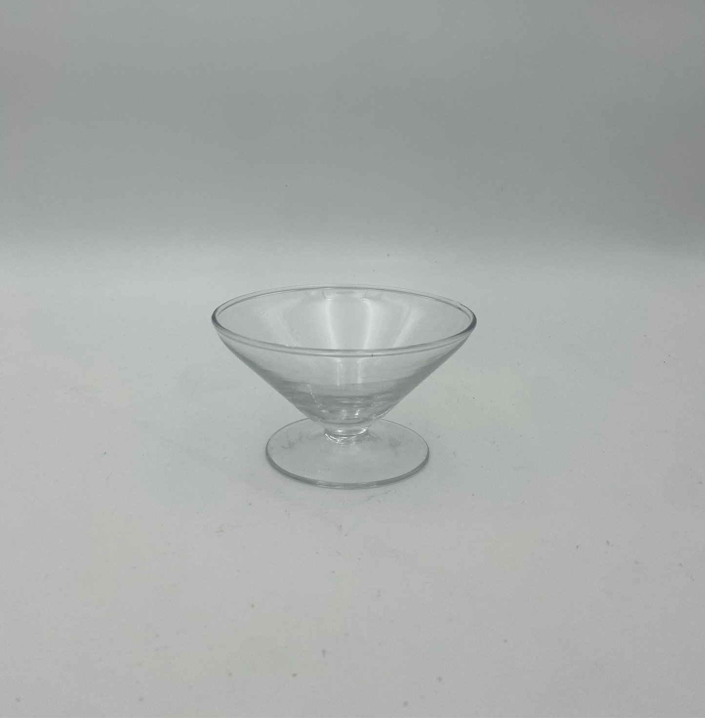 Glass bowl