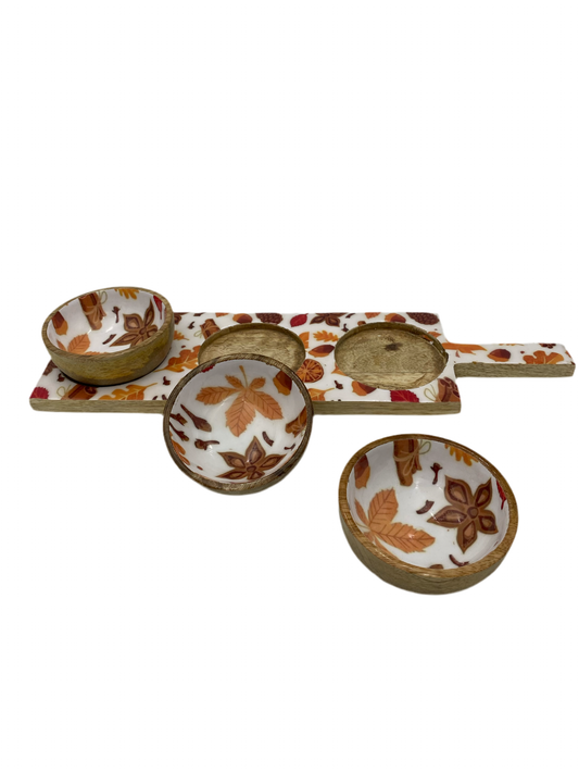Set of 3 wooden bowls with base