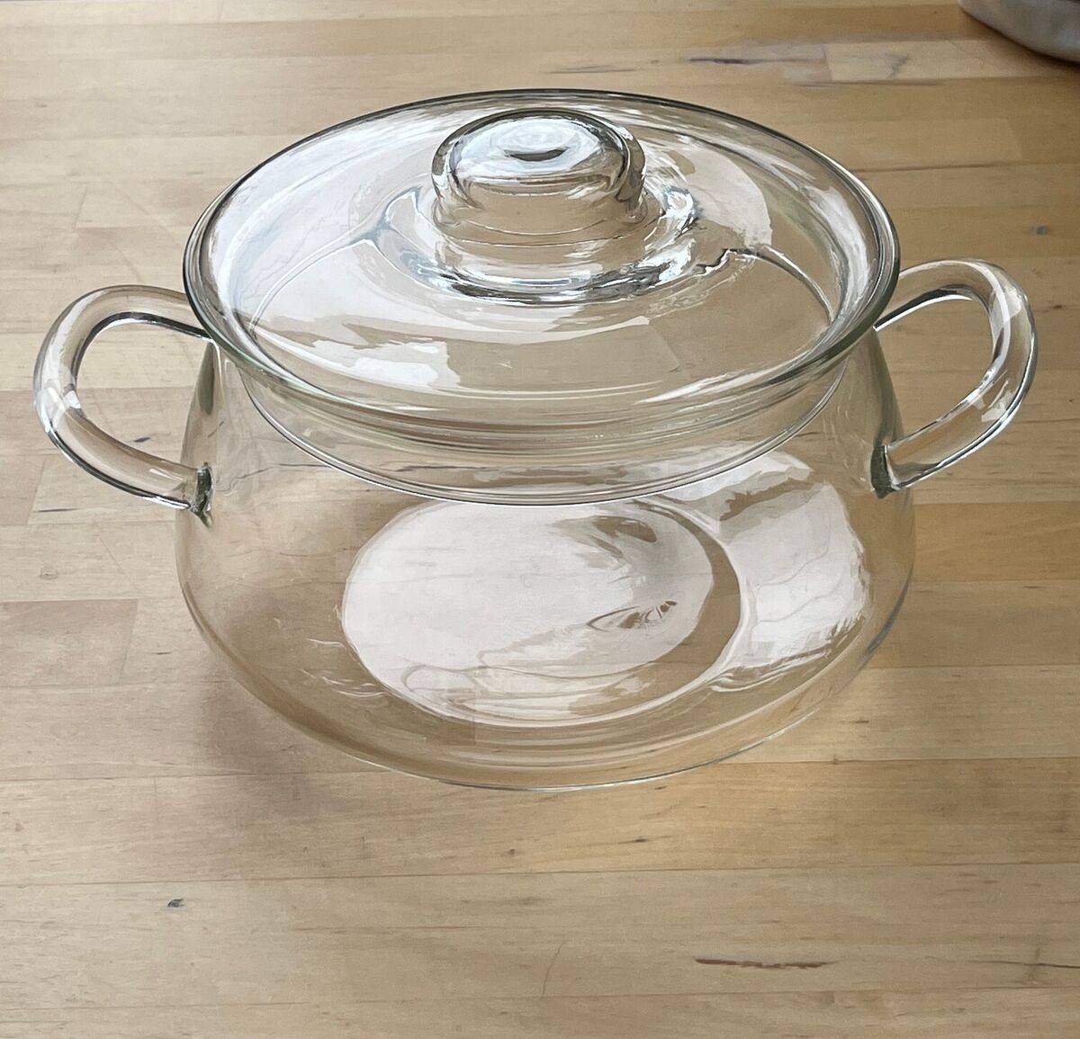 Glass cooking pot