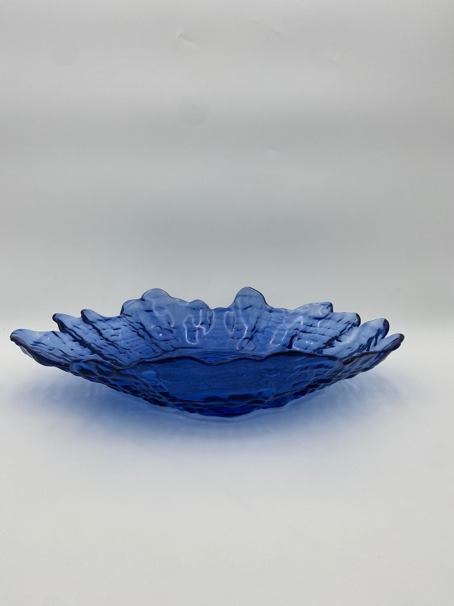 Glass bowl