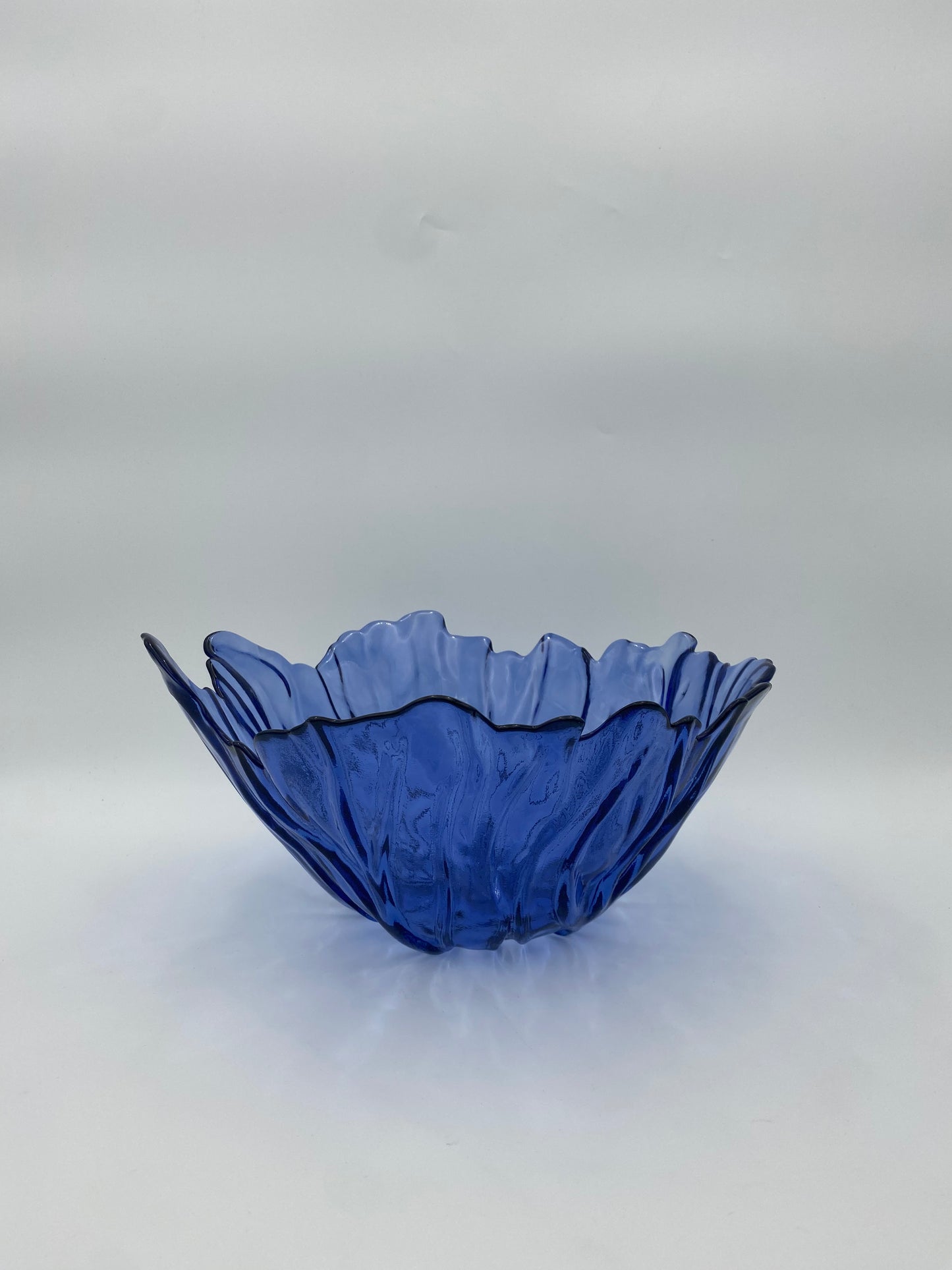 Glass bowl