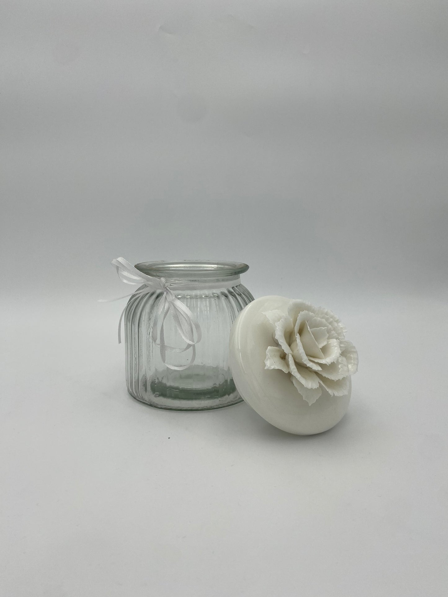 Glass jar