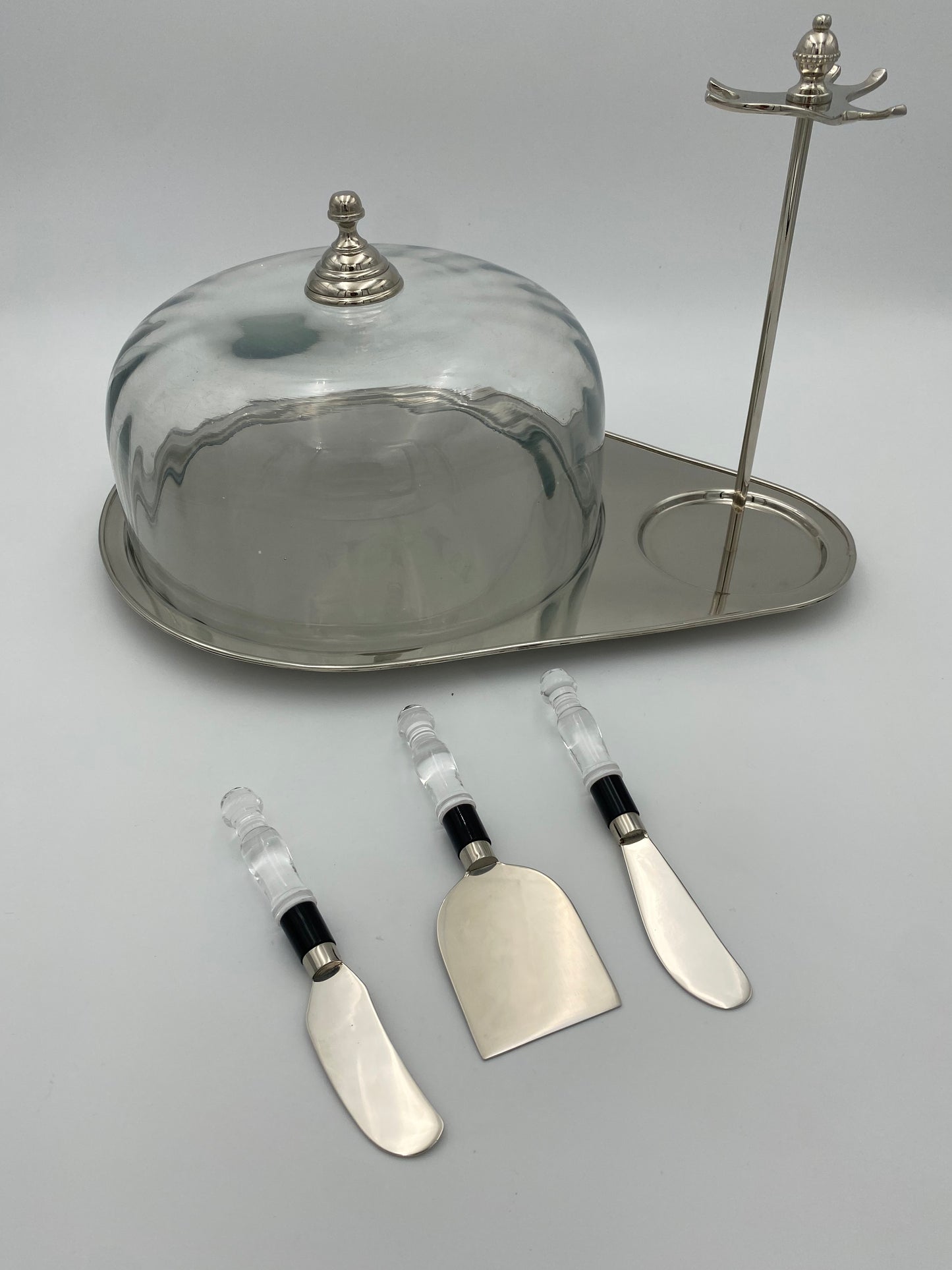 Silver tray with cover