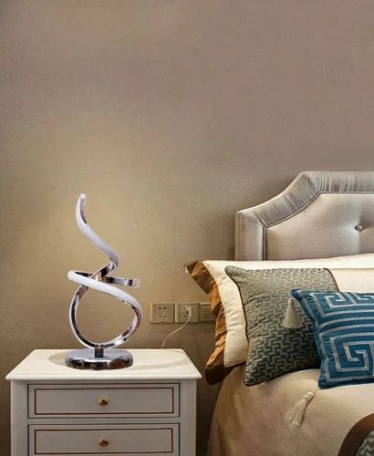 Influencer Led Table Lamp