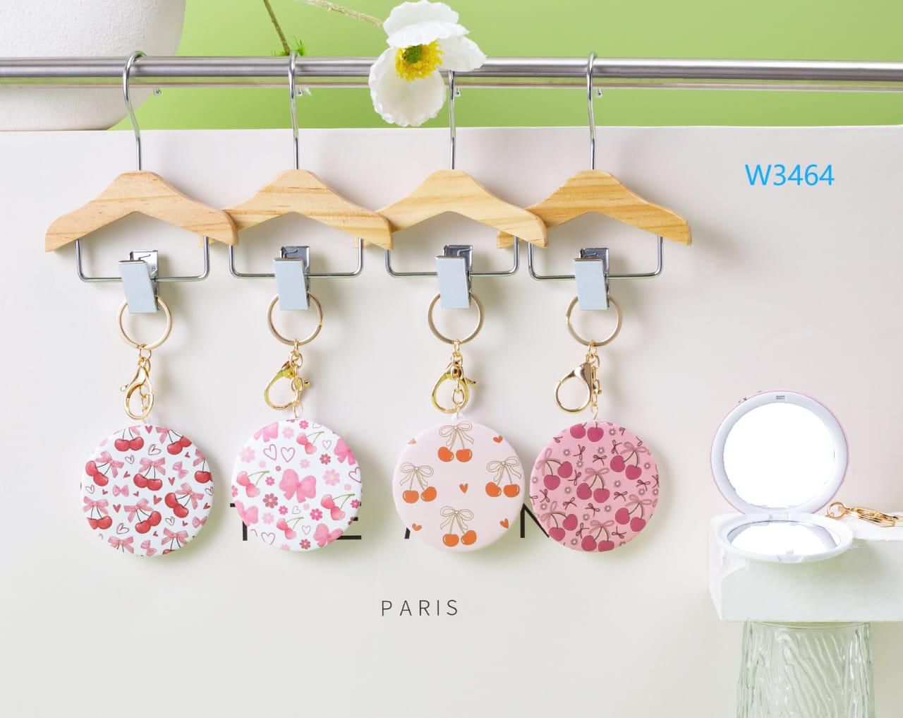 Round Foldable Mirror - Cherry
