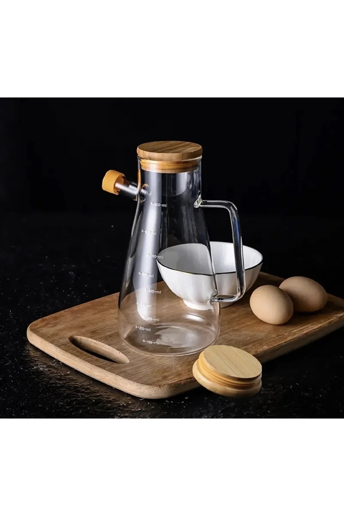 900 ml Glass Oil Jug Woth Bamboo Lid